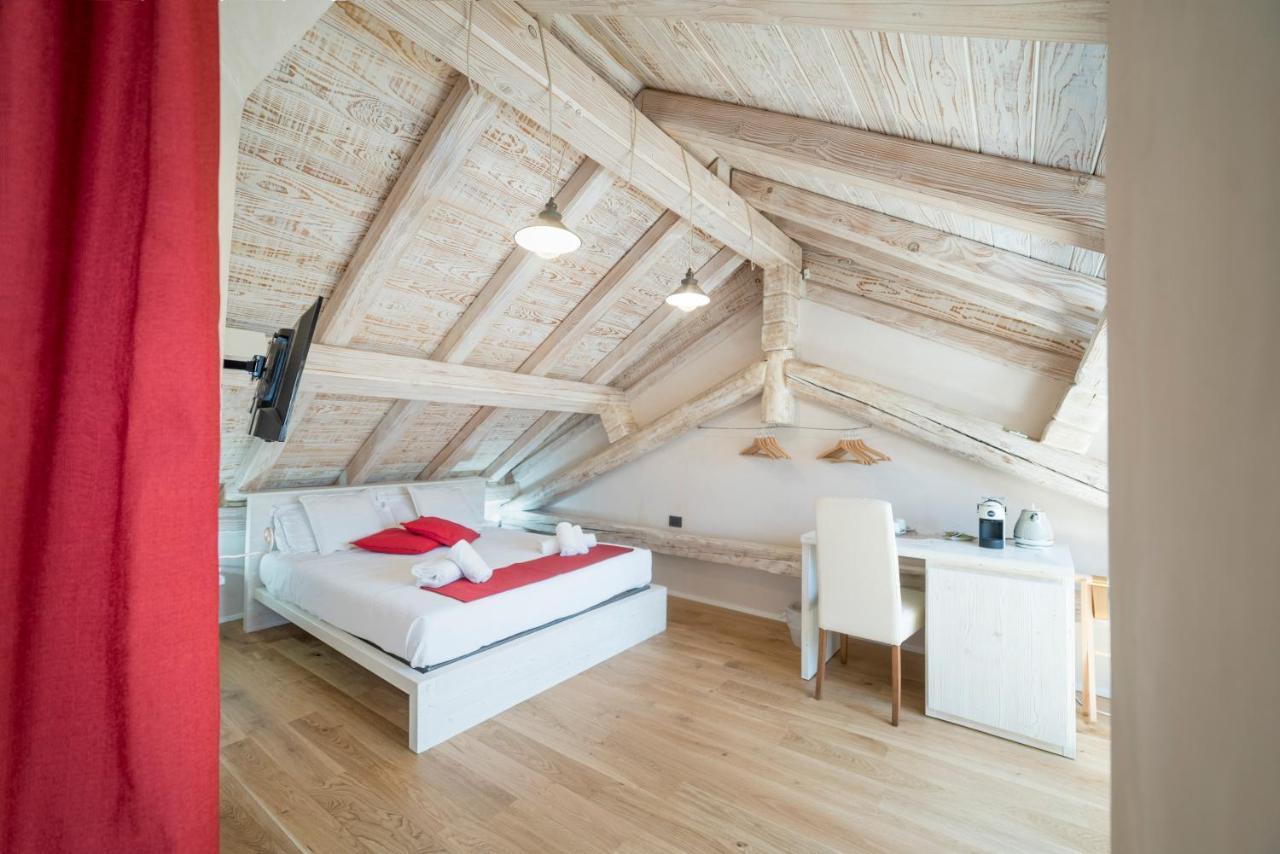 Domo Pro Vois Hotel Orosei Eksteriør billede